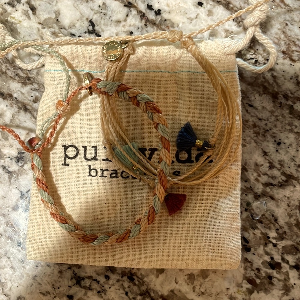 2 Pura Vida bracelets